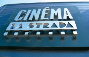 Cinéma La Strada logo & signalétique - Graphisme et illustration à Bordeaux : Agence communication visuelle studio création graphique